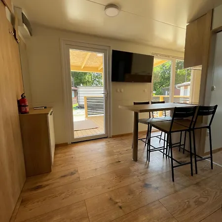 Pavel 1 With 2 Thermal Riviera Tickets *