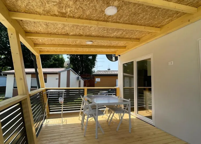 Pavel 1 With 2 Thermal Riviera Tickets *