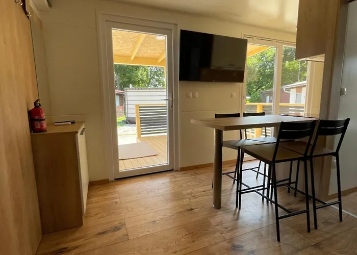 Pavel 1 With 2 Thermal Riviera Tickets *